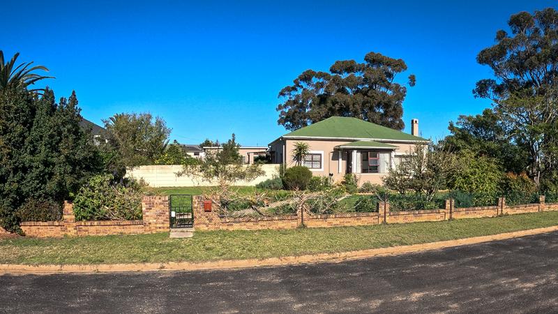 4 Bedroom Property for Sale in Riviersonderend Western Cape
